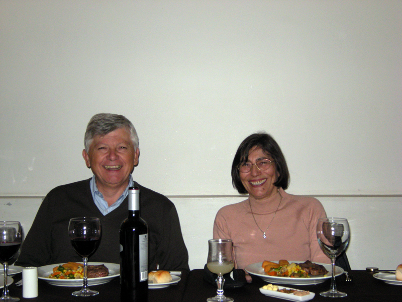 Alberto Caldern, Patricia Leges