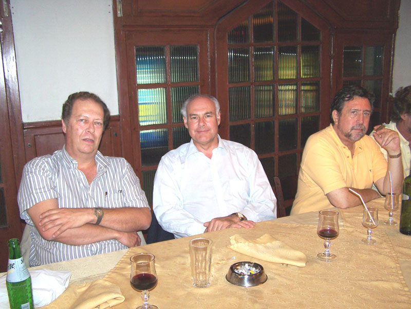 Germn Escudero, Sergio Gallo, Peter Lowick-Russell