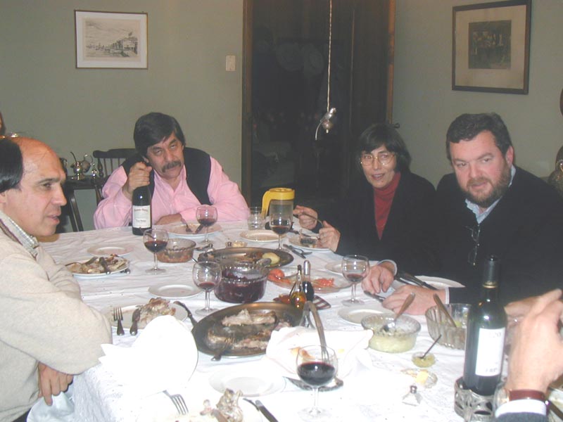 21-may comiendo el cordero